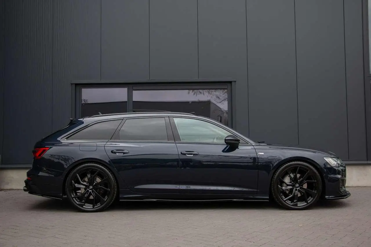 Photo 1 : Audi A6 2019 Essence