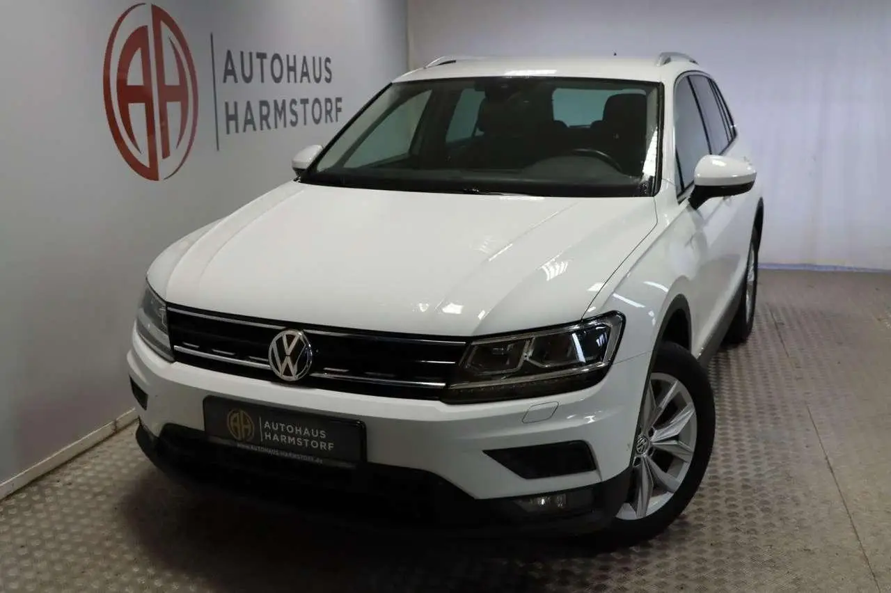 Photo 1 : Volkswagen Tiguan 2019 Essence