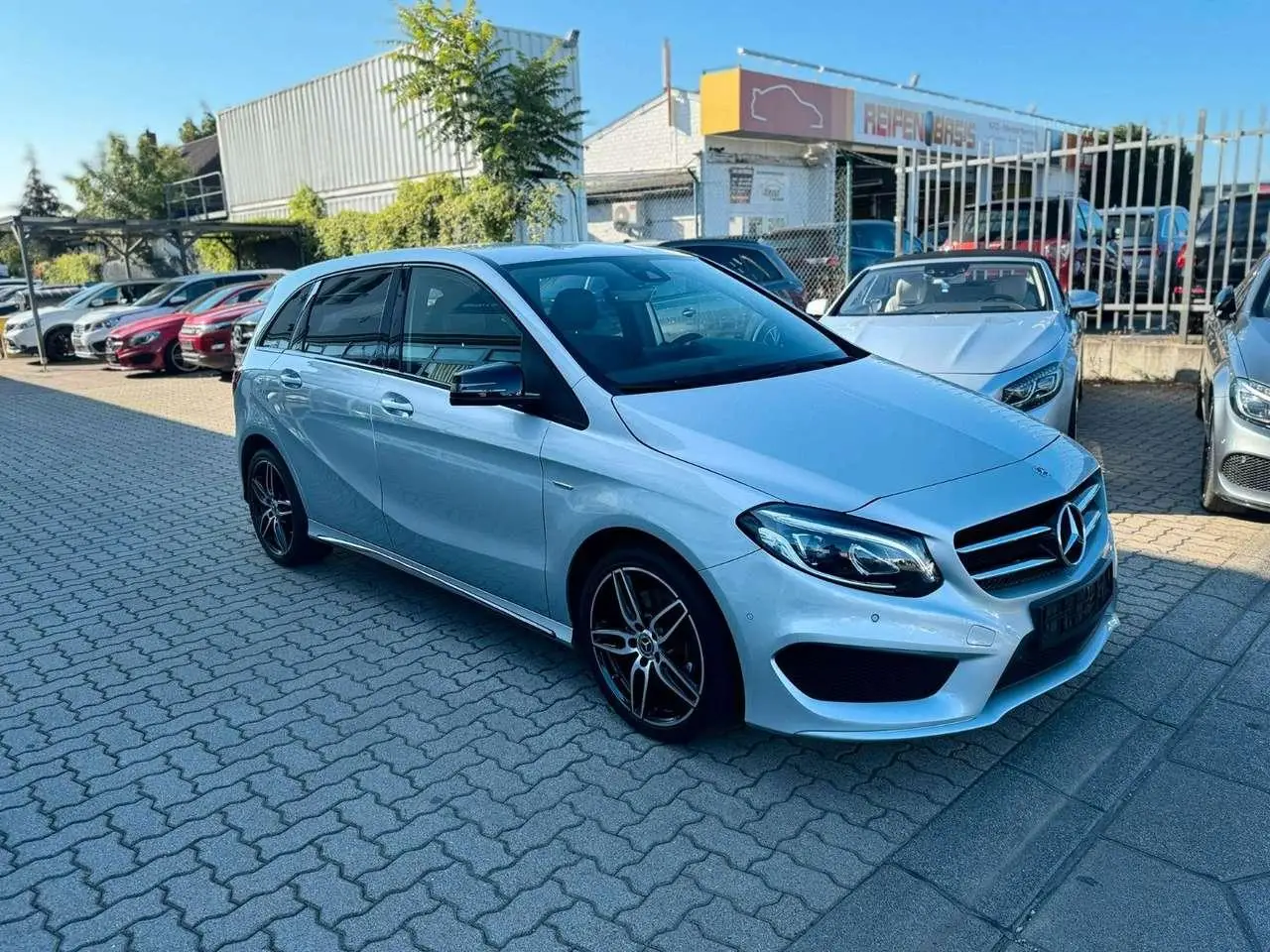 Photo 1 : Mercedes-benz Classe B 2017 Essence