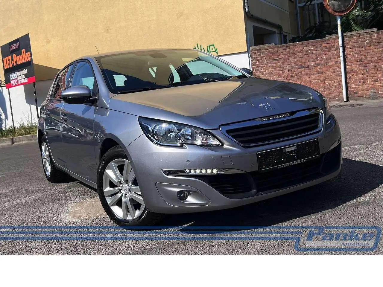 Photo 1 : Peugeot 308 2015 Petrol