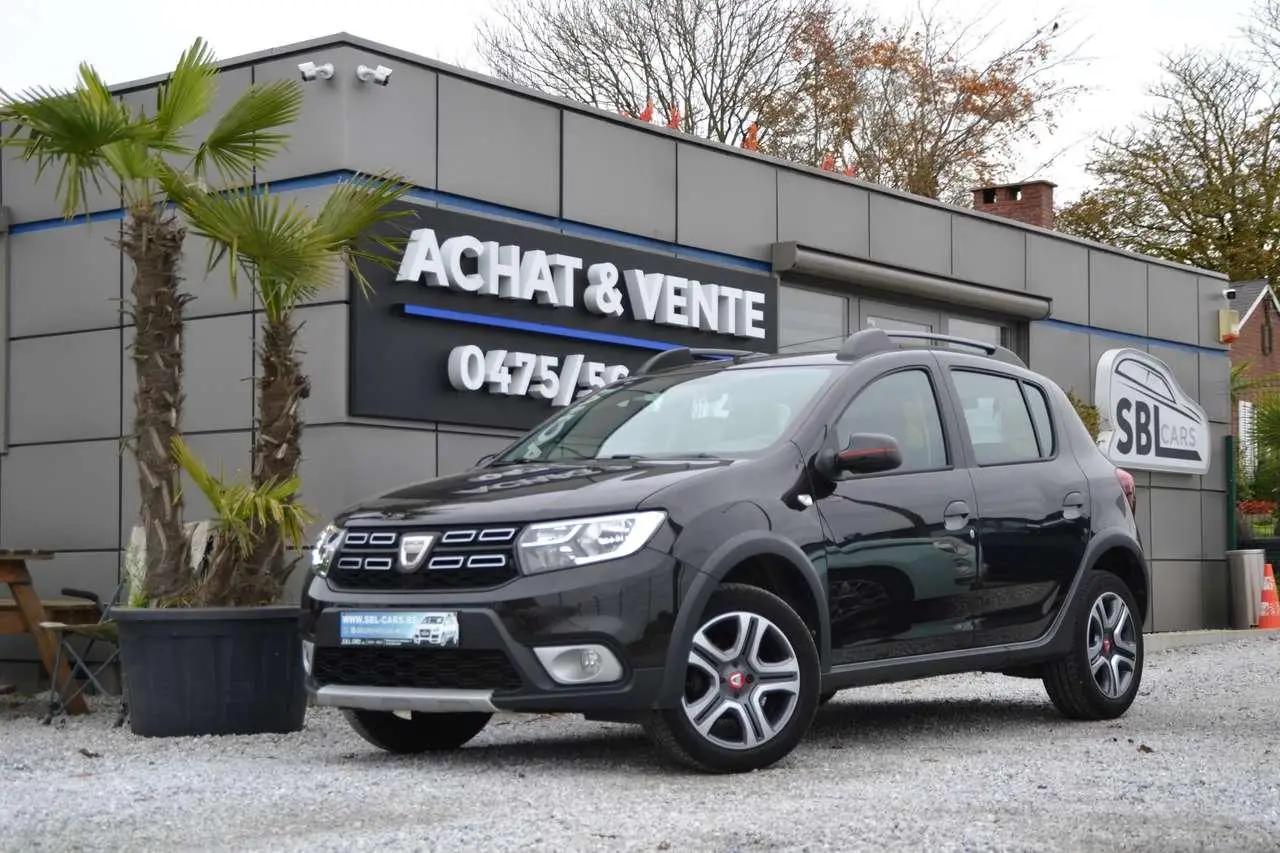 Photo 1 : Dacia Sandero 2019 Petrol