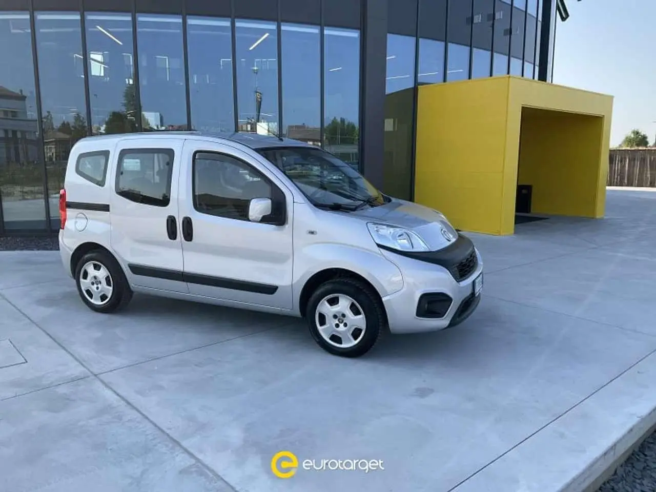 Photo 1 : Fiat Qubo 2018 LPG