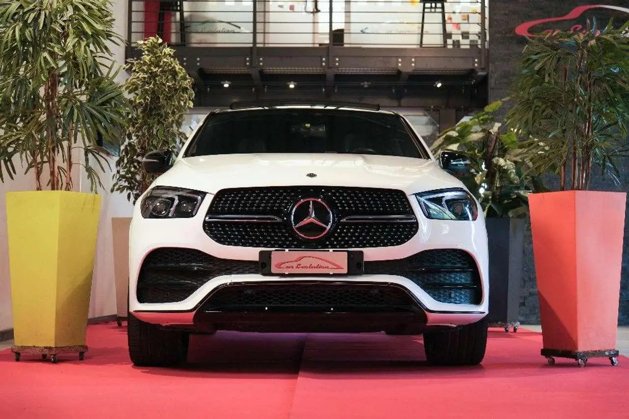 Photo 1 : Mercedes-benz Classe Gle 2022 Hybrid