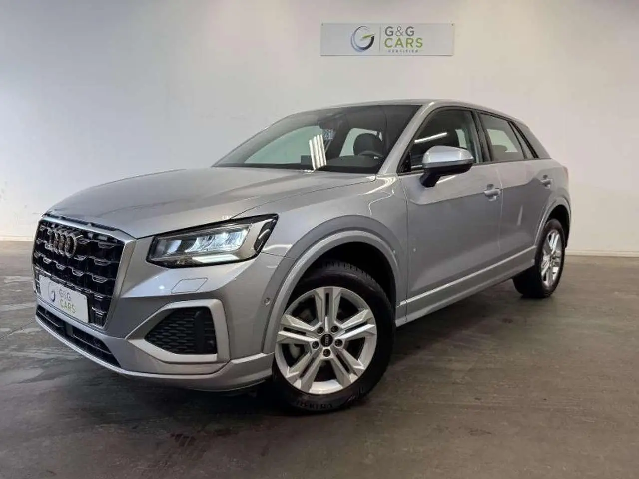 Photo 1 : Audi Q2 2021 Petrol