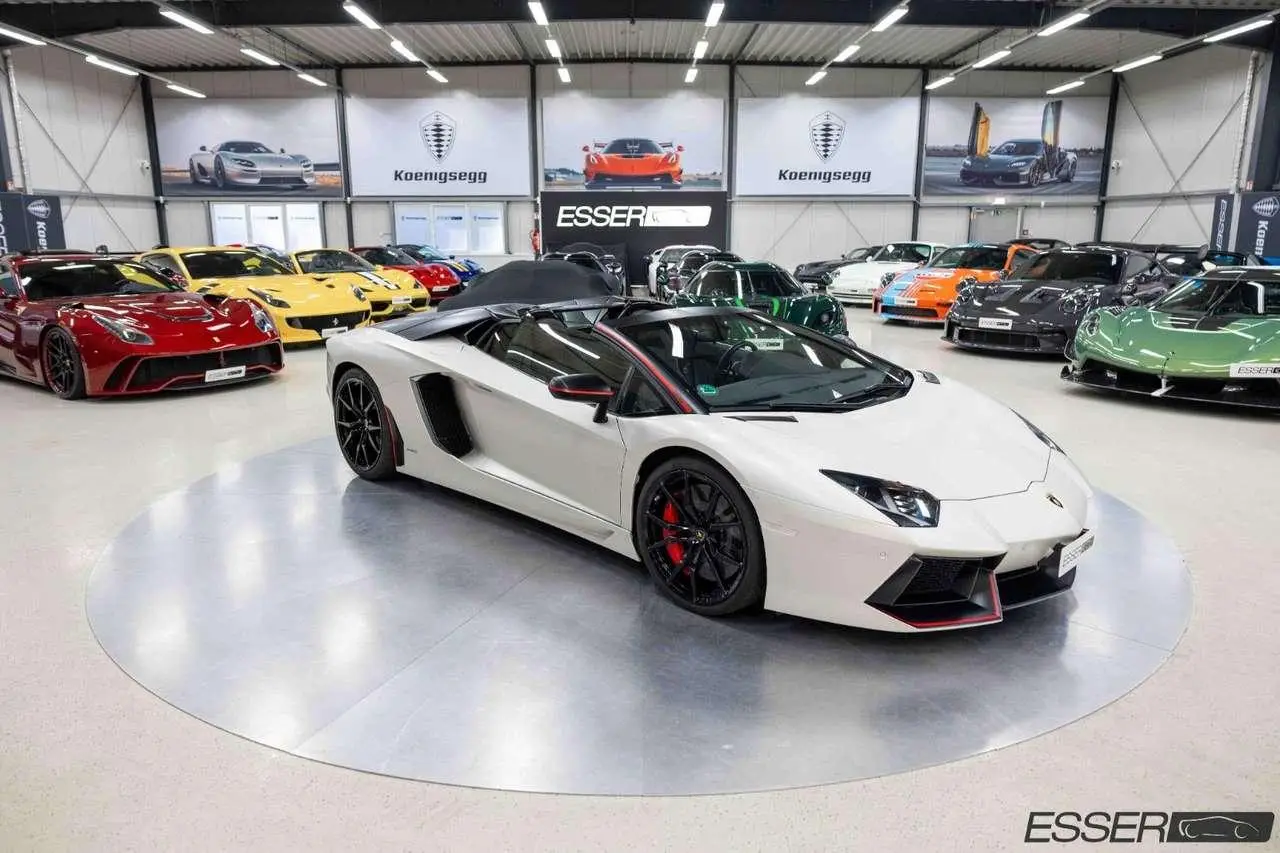 Photo 1 : Lamborghini Aventador 2015 Essence