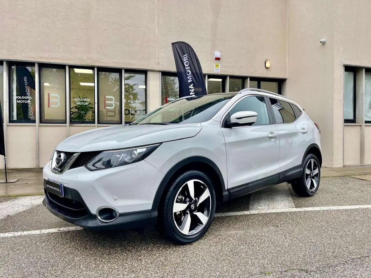 Photo 1 : Nissan Qashqai 2017 Petrol