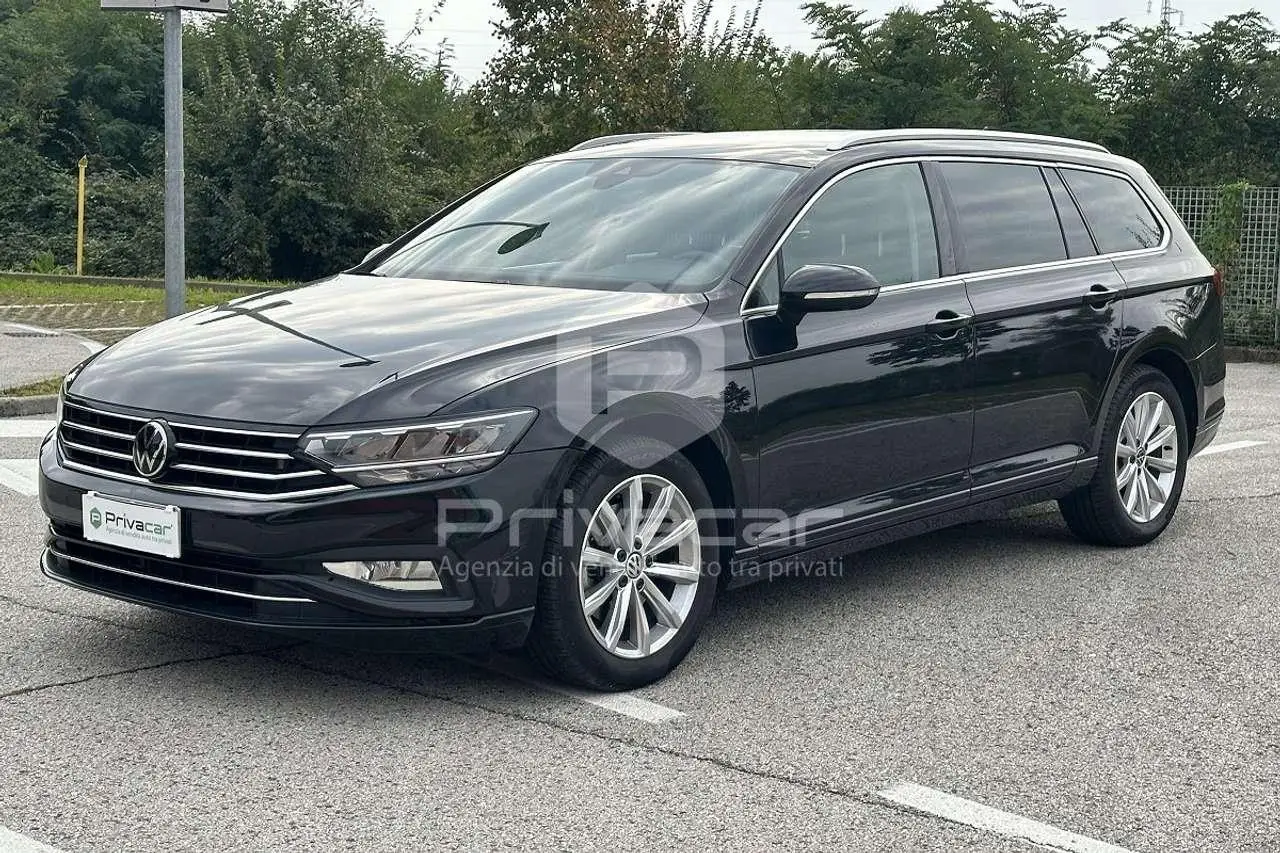 Photo 1 : Volkswagen Passat 2021 Diesel