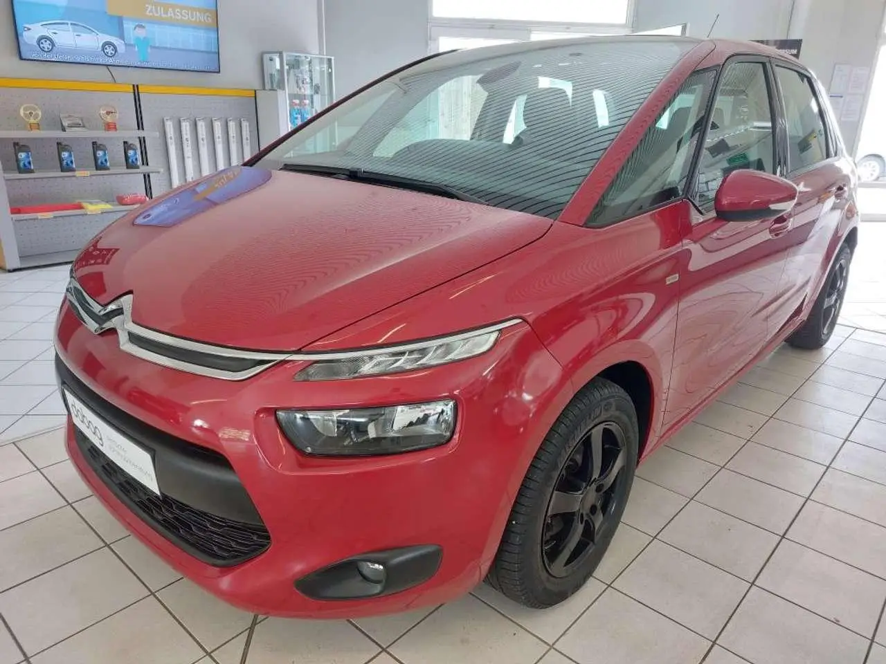 Photo 1 : Citroen C4 2015 Petrol