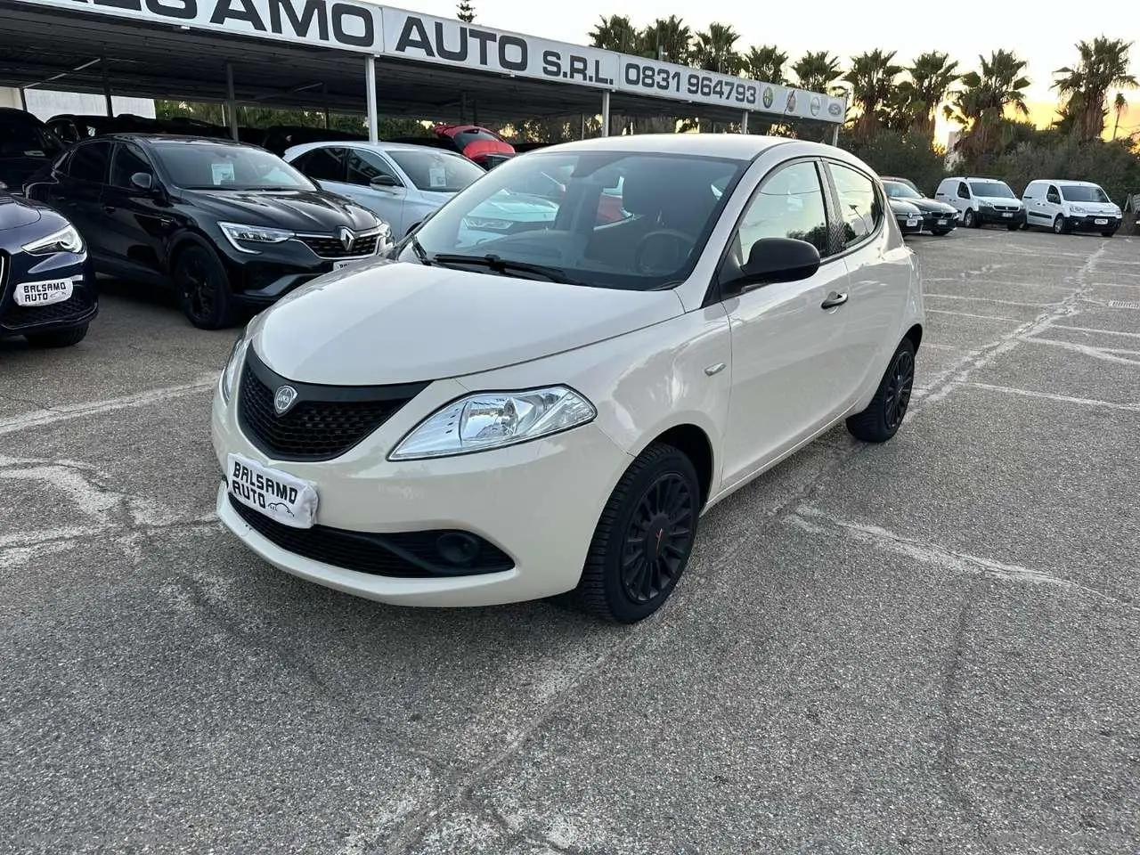 Photo 1 : Lancia Ypsilon 2019 Essence