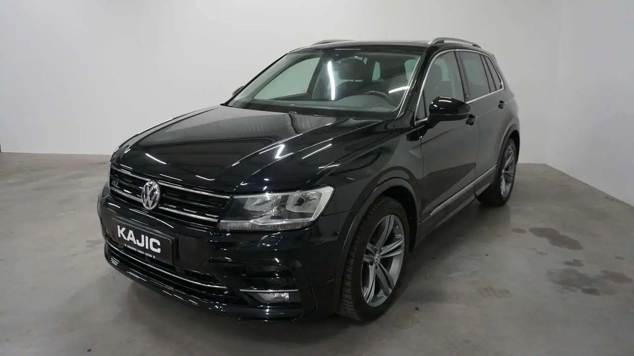 Photo 1 : Volkswagen Tiguan 2017 Petrol