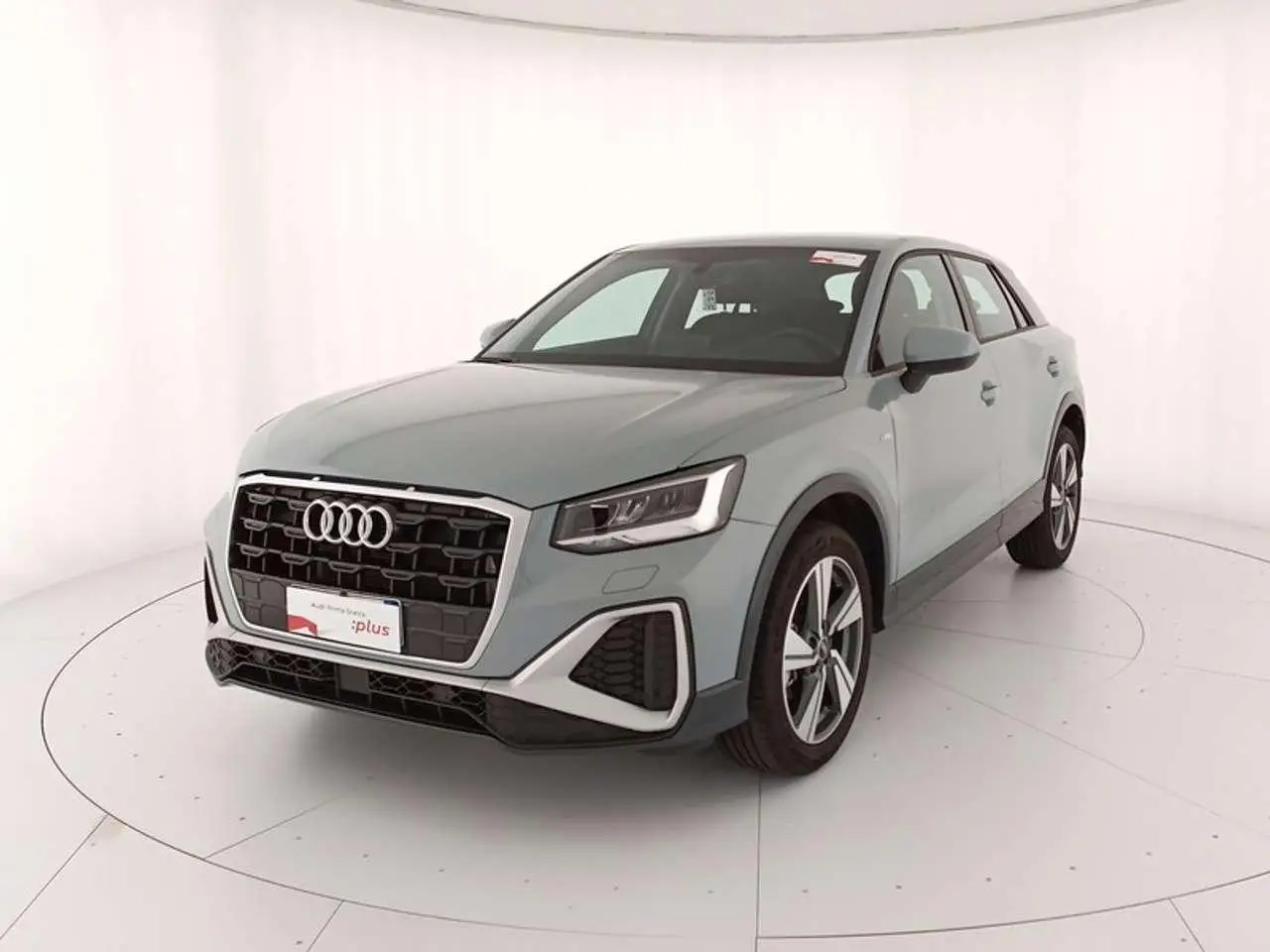 Photo 1 : Audi Q2 2022 Essence