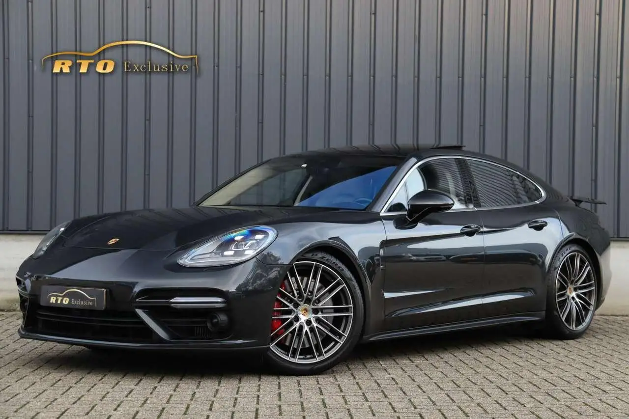 Photo 1 : Porsche Panamera 2016 Petrol