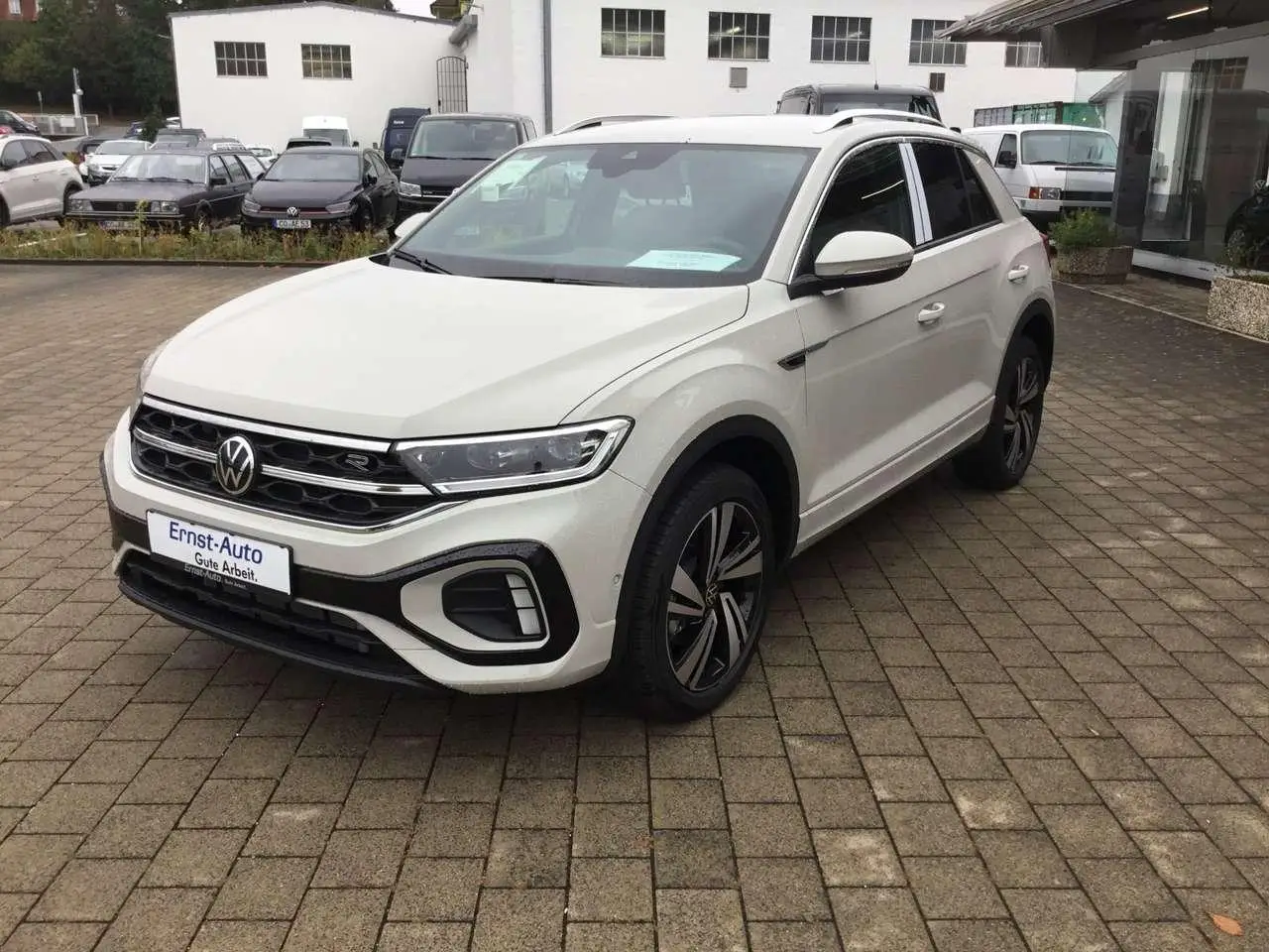 Photo 1 : Volkswagen T-roc 2024 Essence