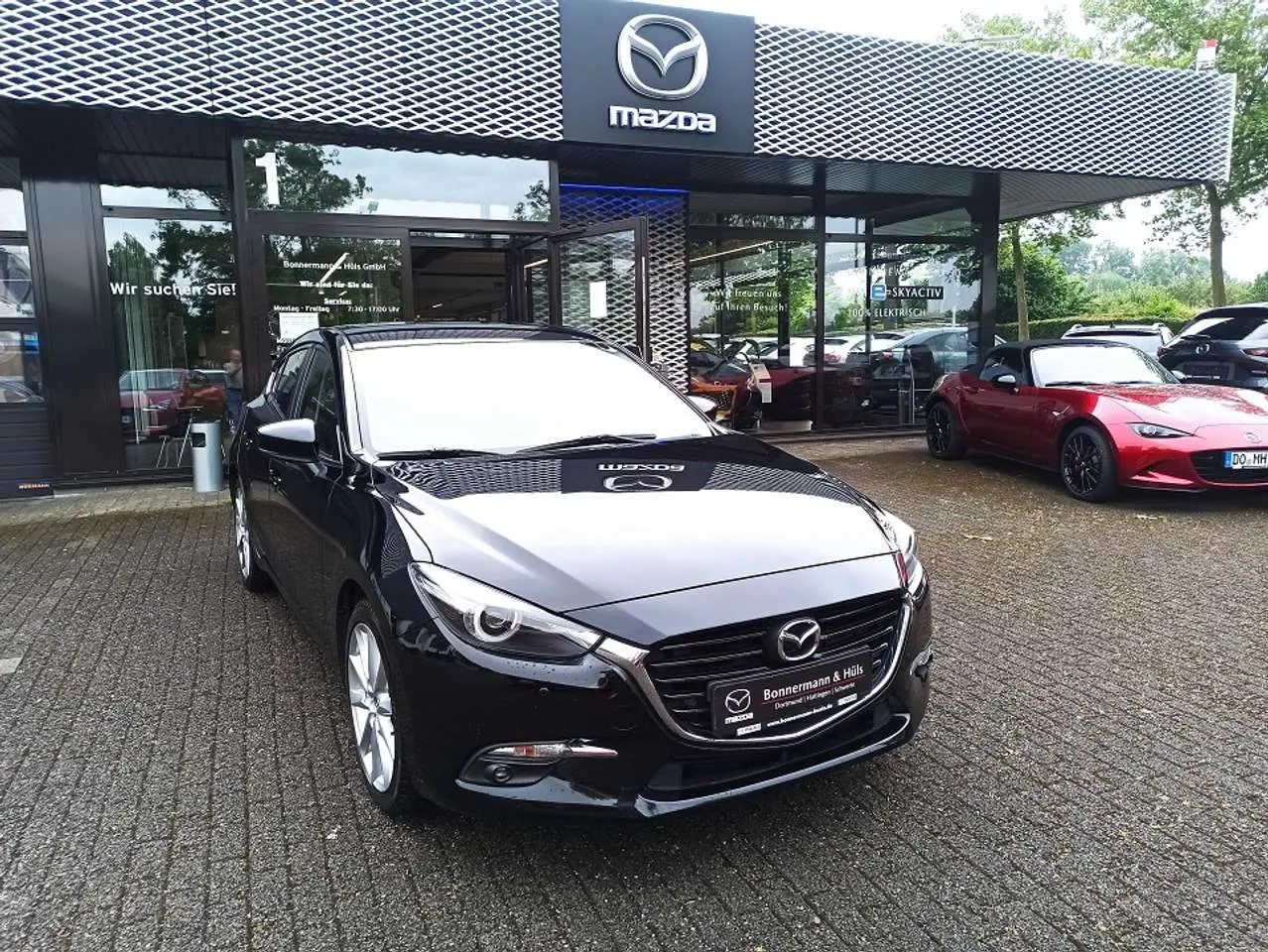 Photo 1 : Mazda 3 2018 Essence