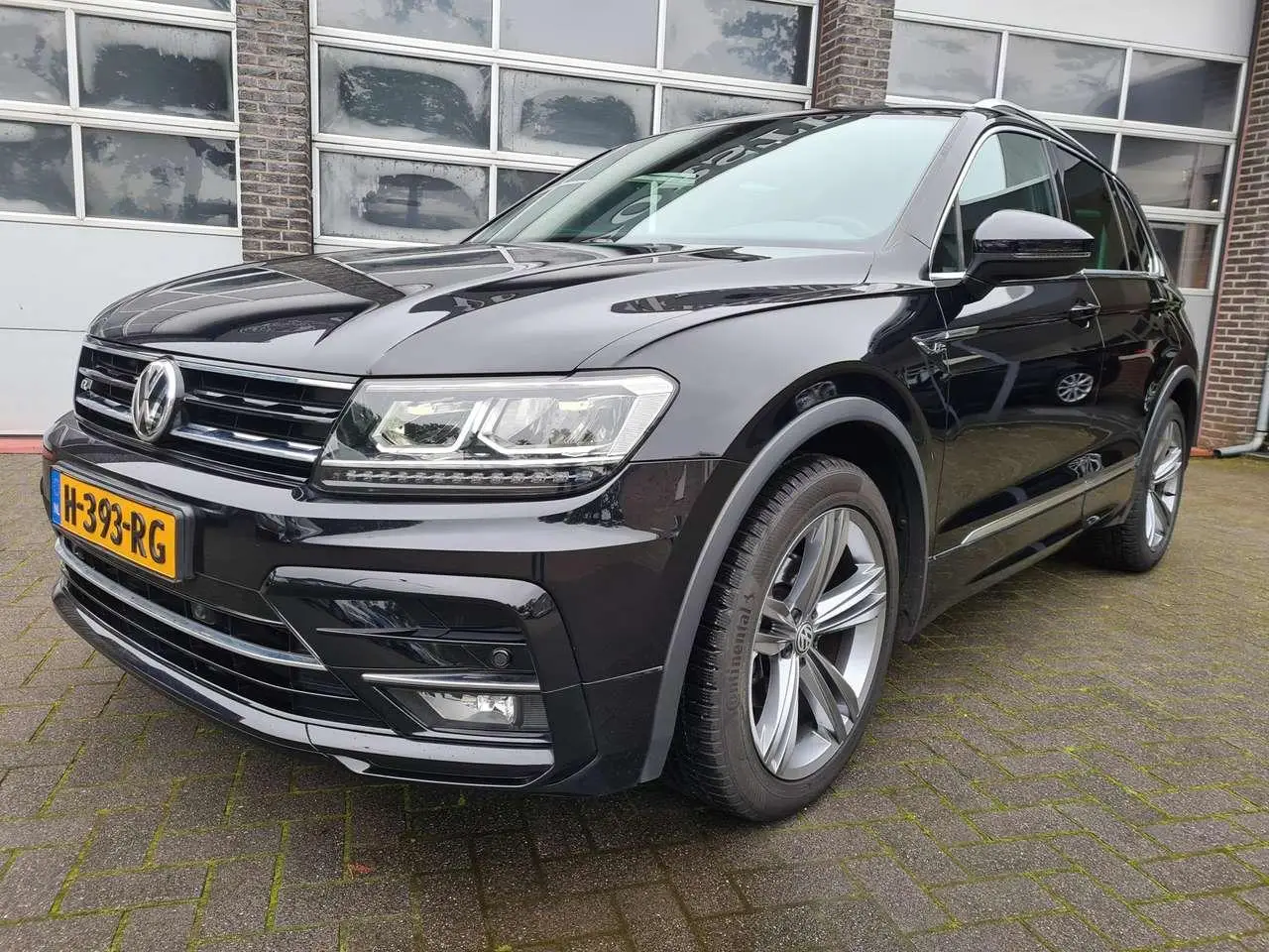 Photo 1 : Volkswagen Tiguan 2020 Essence