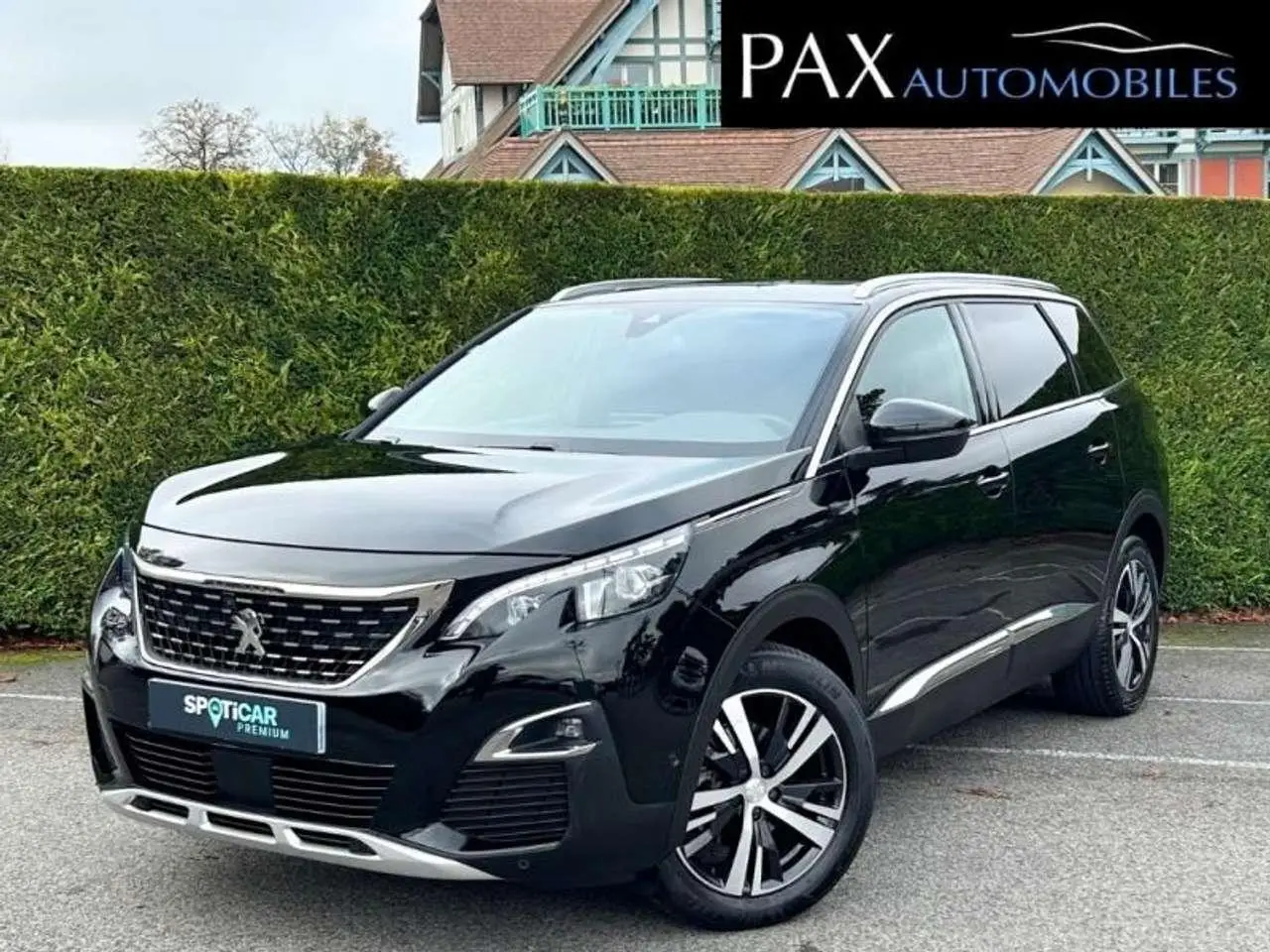 Photo 1 : Peugeot 5008 2019 Essence