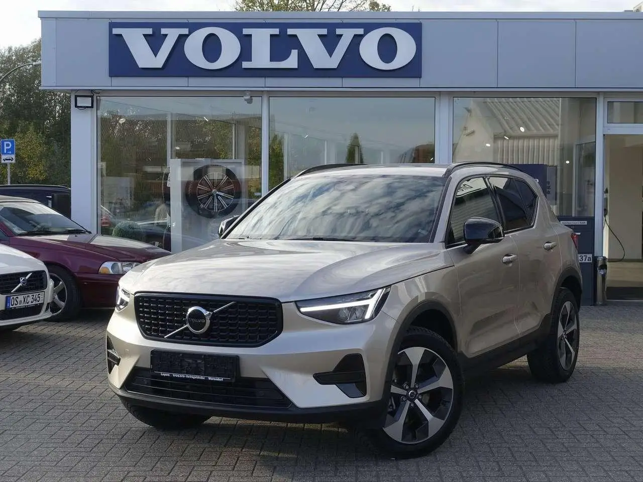 Photo 1 : Volvo Xc40 2024 Essence