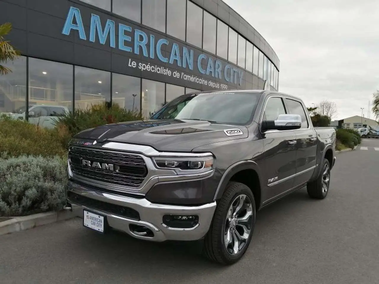 Photo 1 : Dodge Ram 2021 Petrol