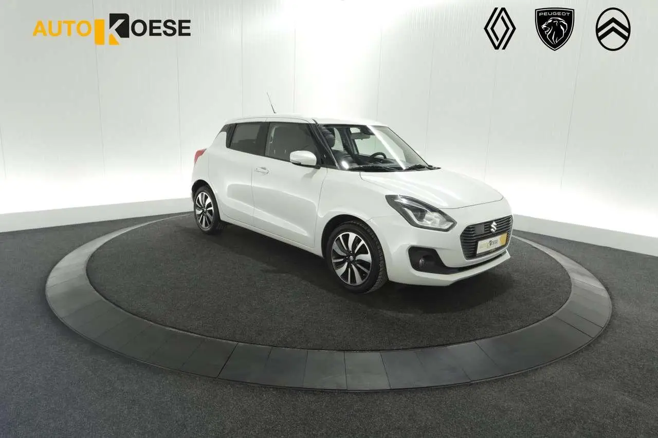 Photo 1 : Suzuki Swift 2017 Hybride