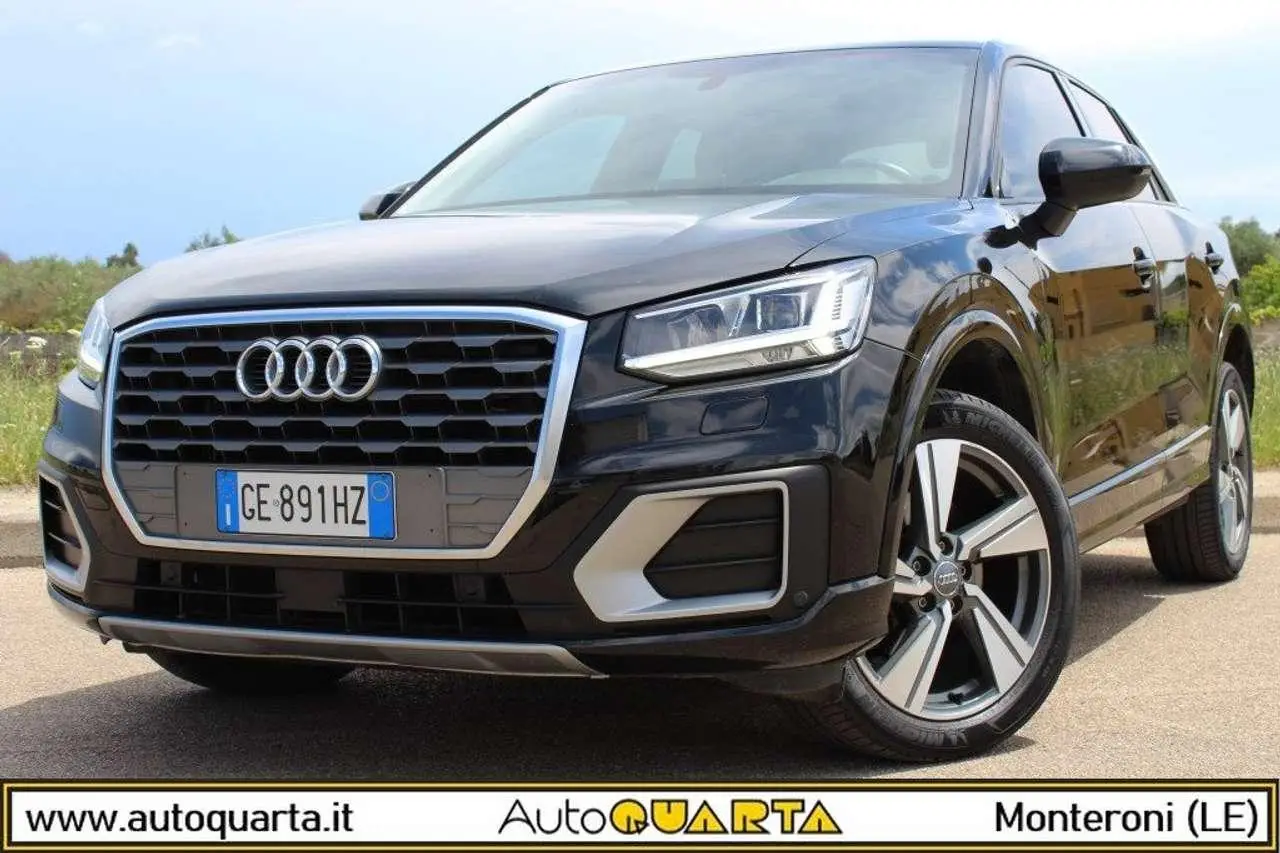 Photo 1 : Audi Q2 2017 Diesel