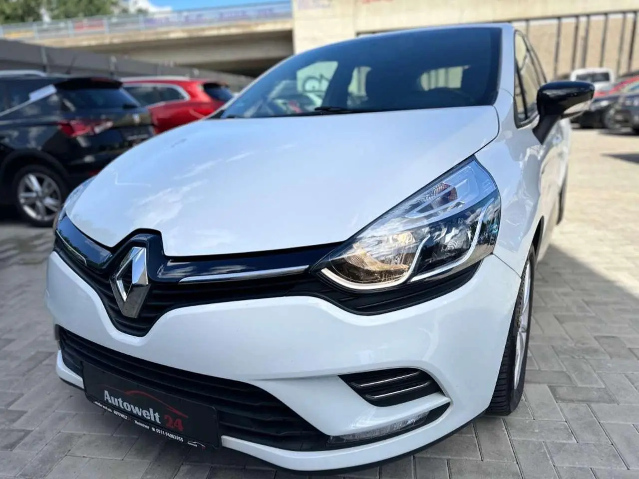 Photo 1 : Renault Clio 2018 Petrol