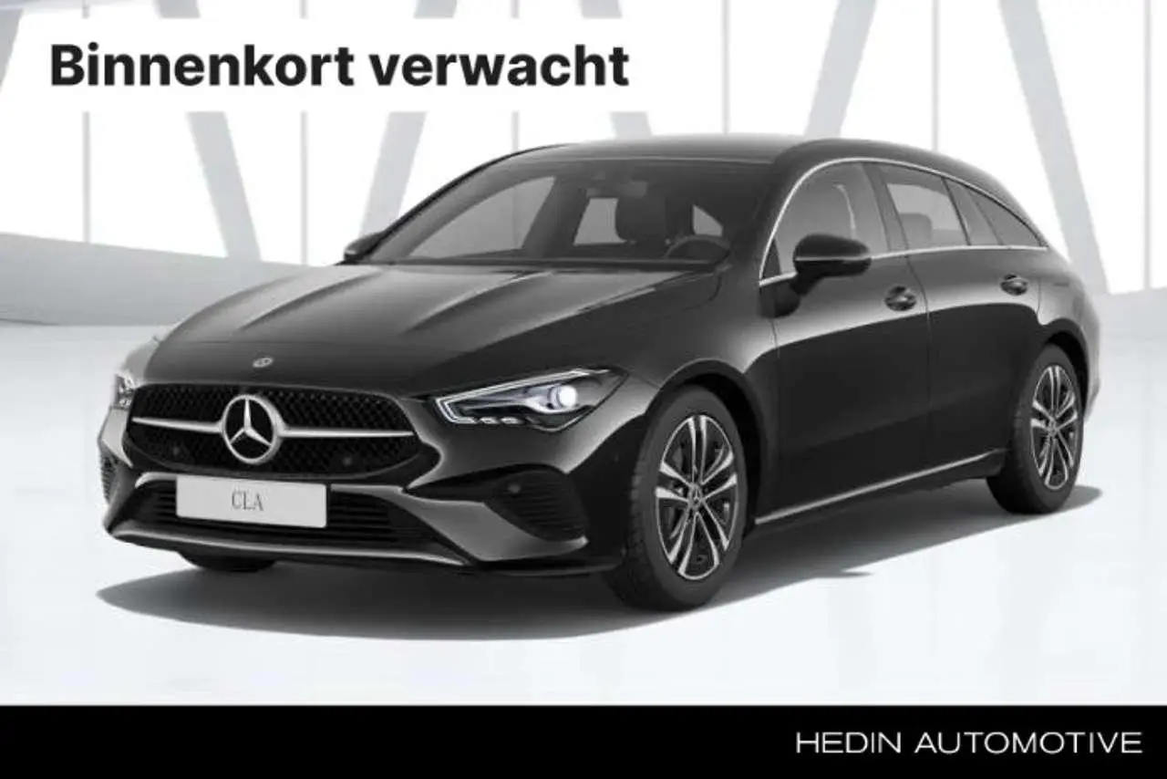 Photo 1 : Mercedes-benz Classe Cla 2024 Petrol