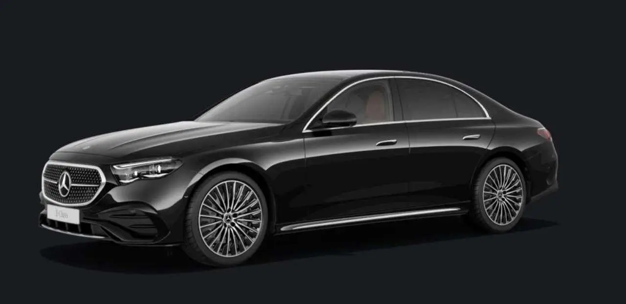 Photo 1 : Mercedes-benz Classe E 2024 Petrol