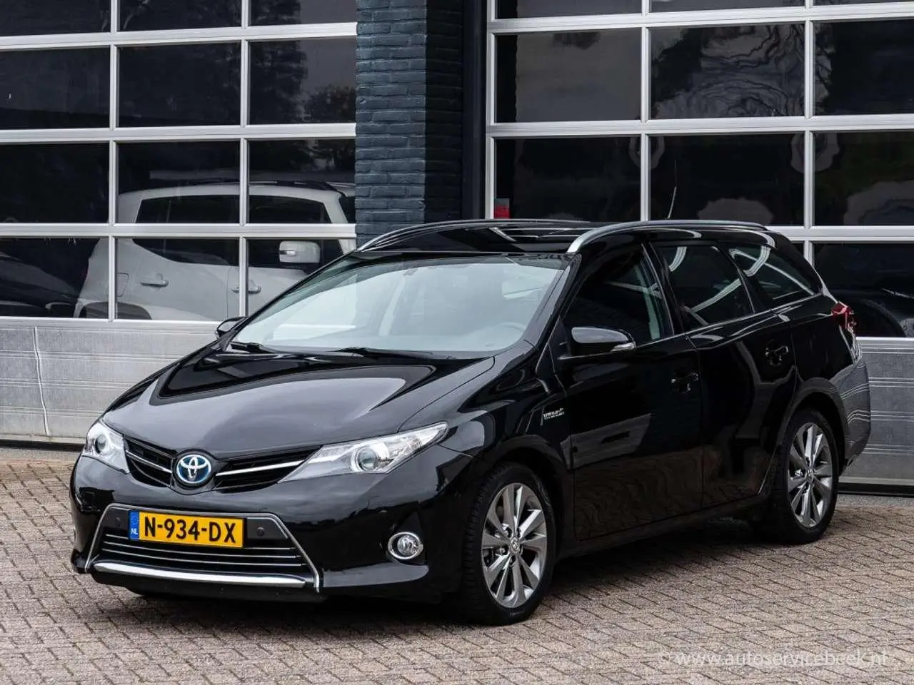 Photo 1 : Toyota Auris 2014 Hybride