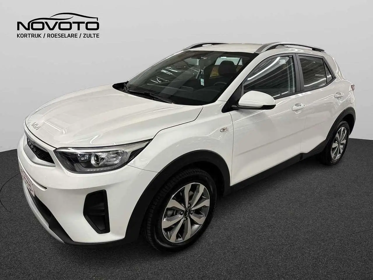 Photo 1 : Kia Stonic 2023 Essence