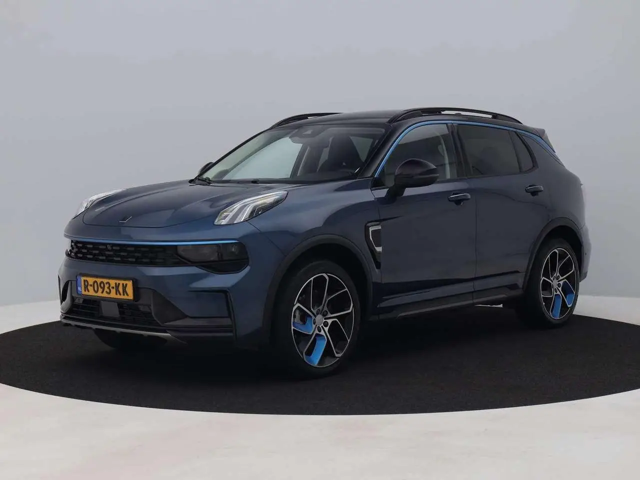 Photo 1 : Lynk & Co 01 2022 Hybrid