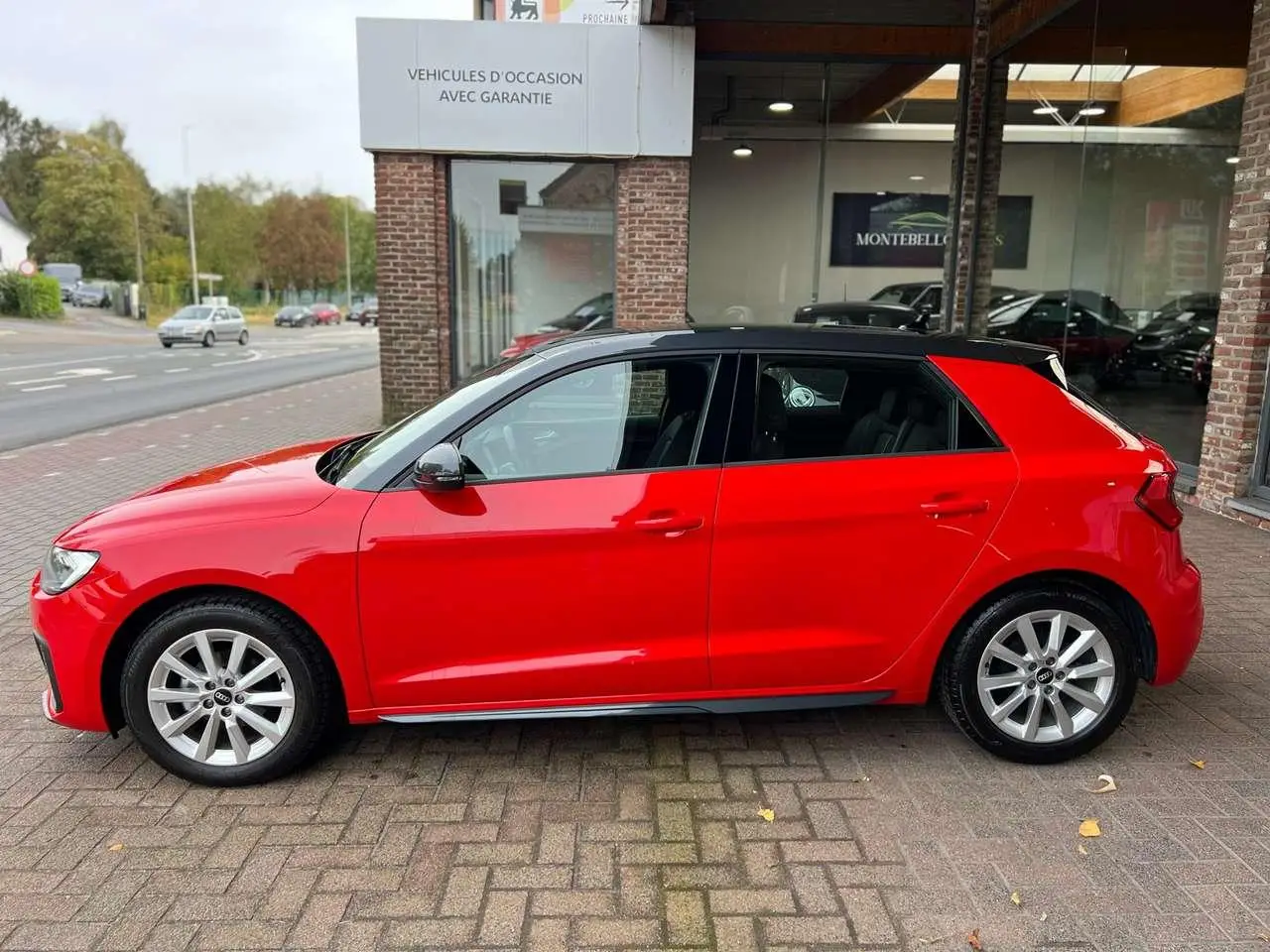 Photo 1 : Audi A1 2021 Essence