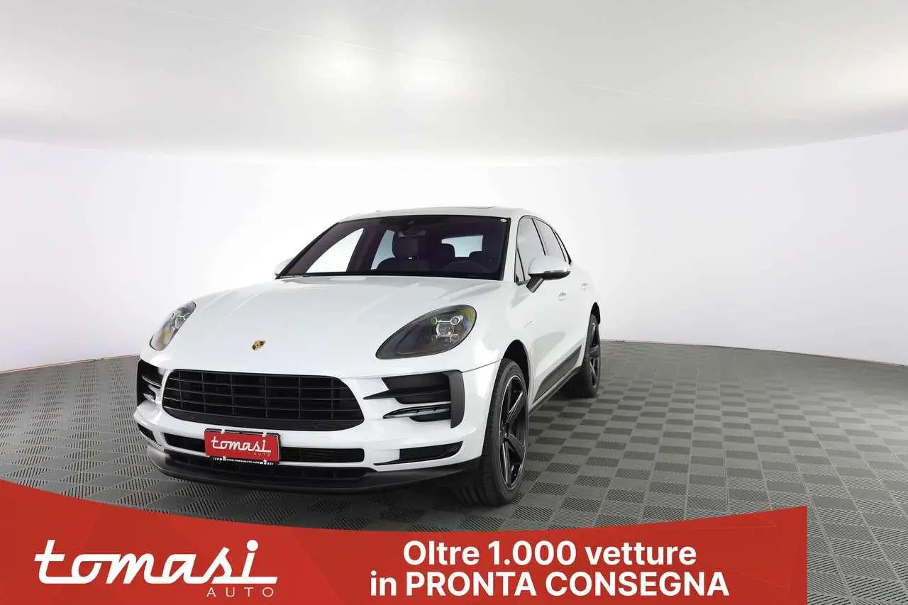 Photo 1 : Porsche Macan 2021 Essence