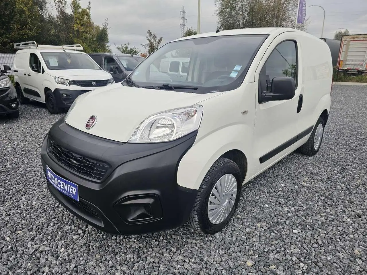 Photo 1 : Fiat Fiorino 2017 Essence