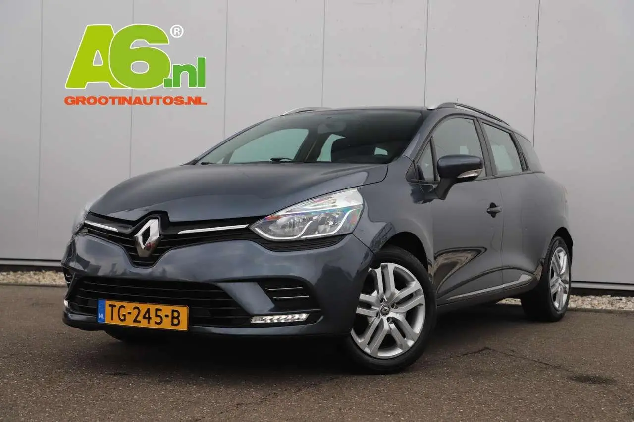 Photo 1 : Renault Clio 2018 Essence