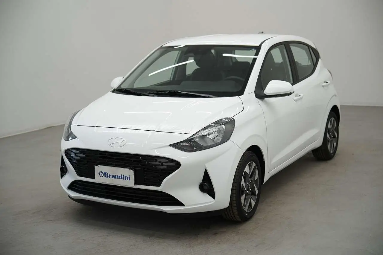 Photo 1 : Hyundai I10 2024 Essence