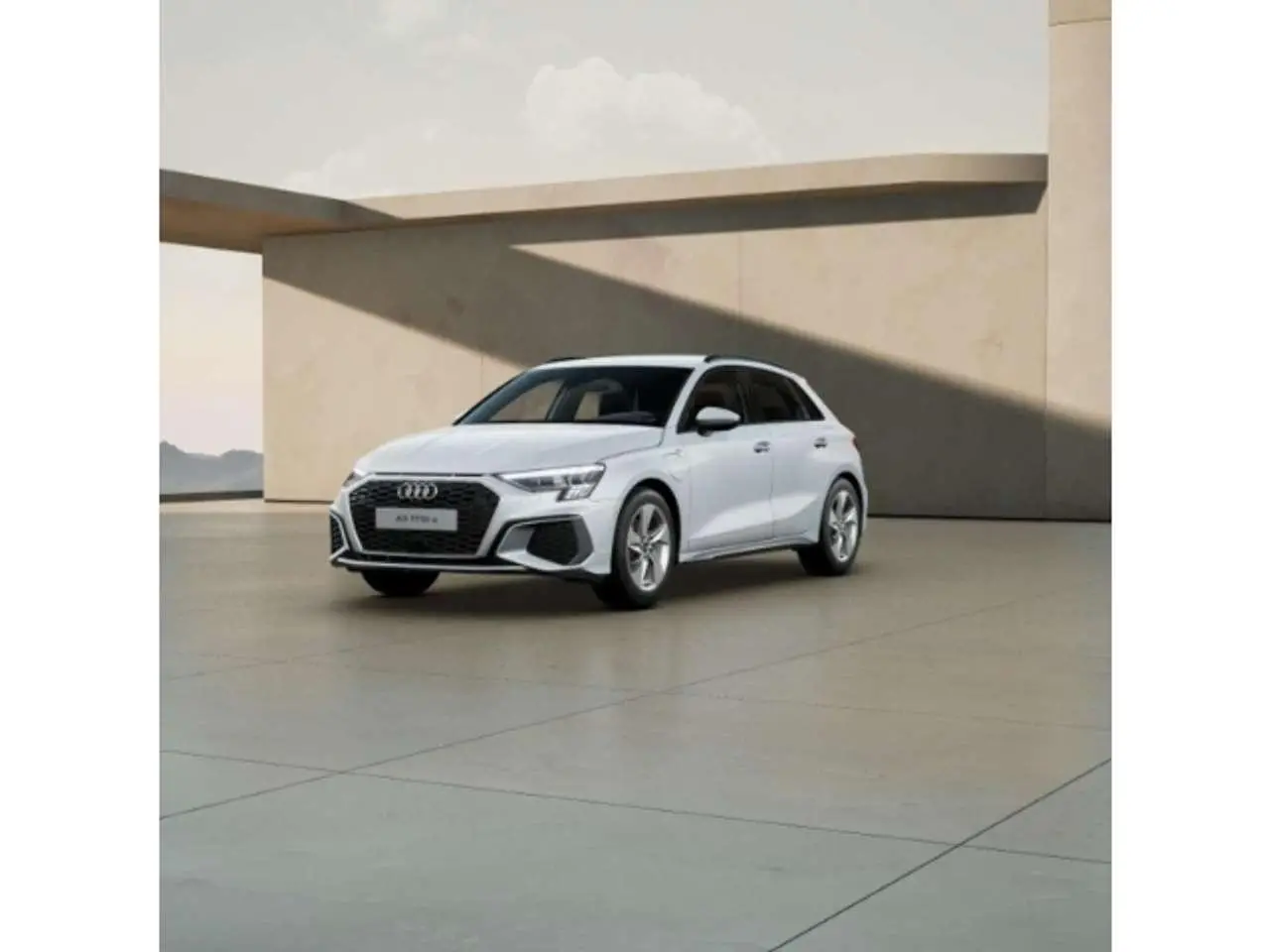 Photo 1 : Audi A3 2023 Hybride