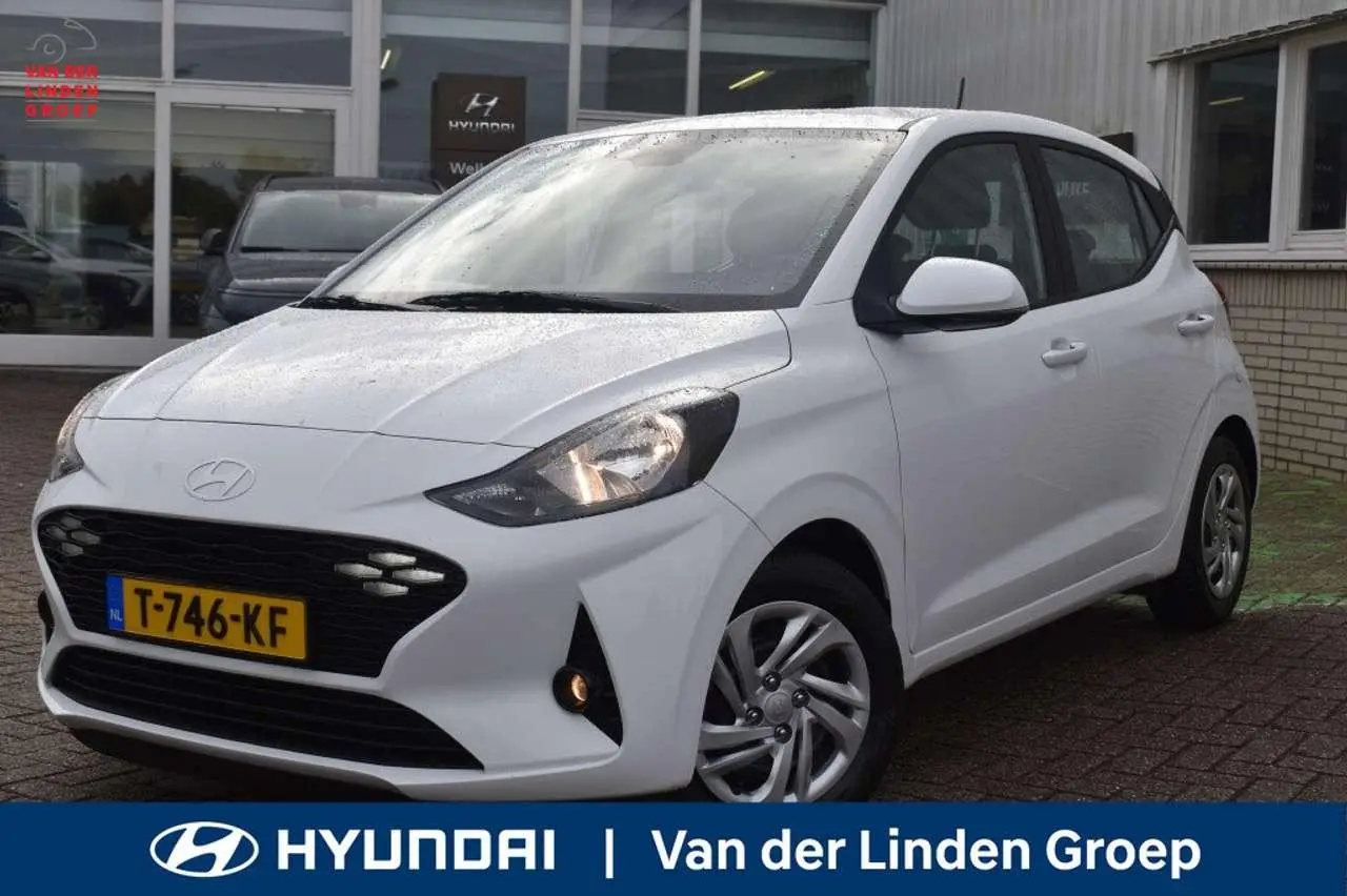 Photo 1 : Hyundai I10 2023 Petrol