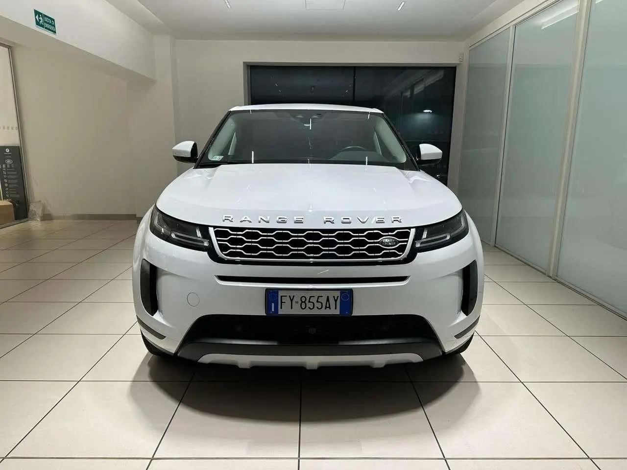 Photo 1 : Land Rover Range Rover Evoque 2019 Hybrid