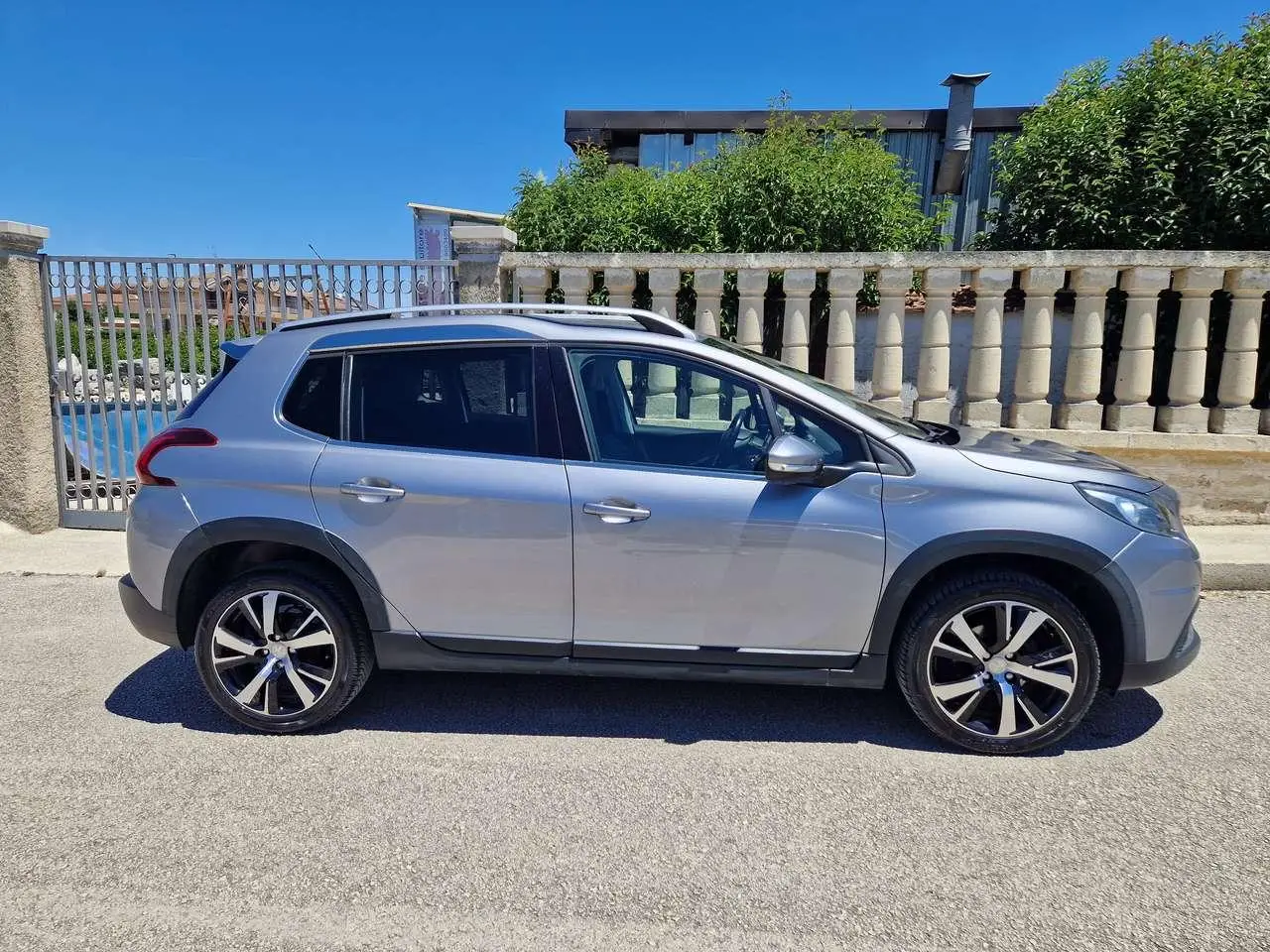 Photo 1 : Peugeot 2008 2018 Diesel