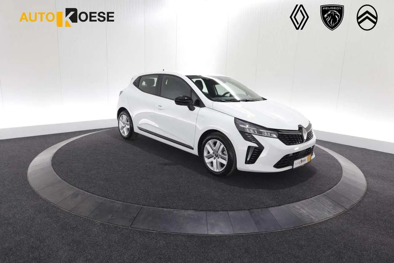 Photo 1 : Renault Clio 2023 Essence