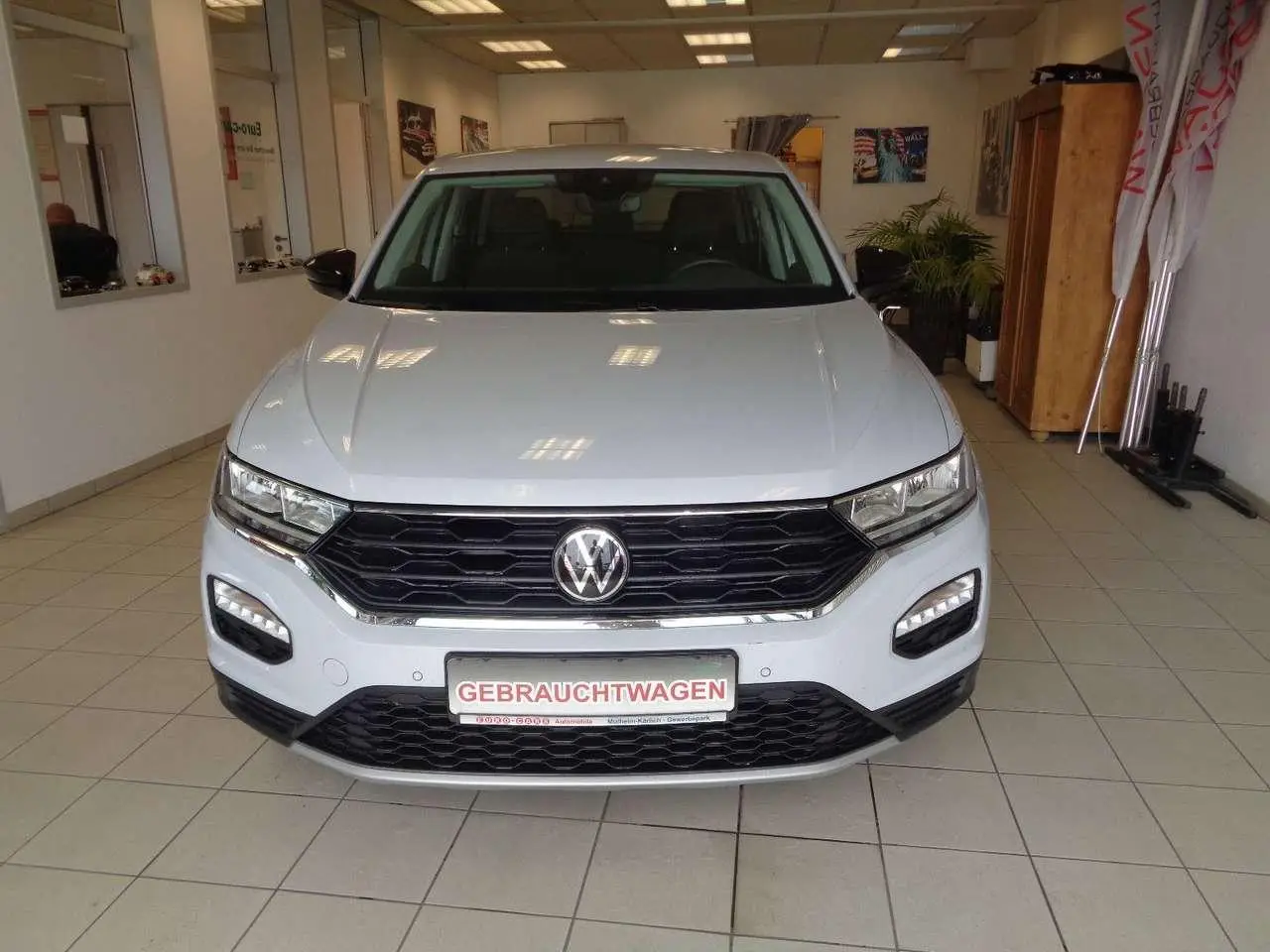 Photo 1 : Volkswagen T-roc 2021 Essence