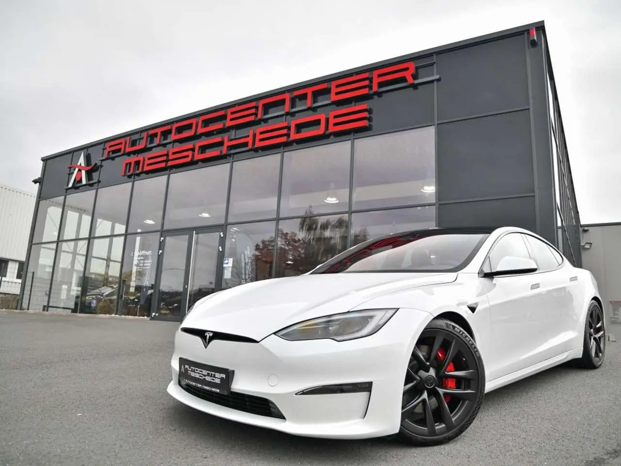 Photo 1 : Tesla Model S 2023 Electric