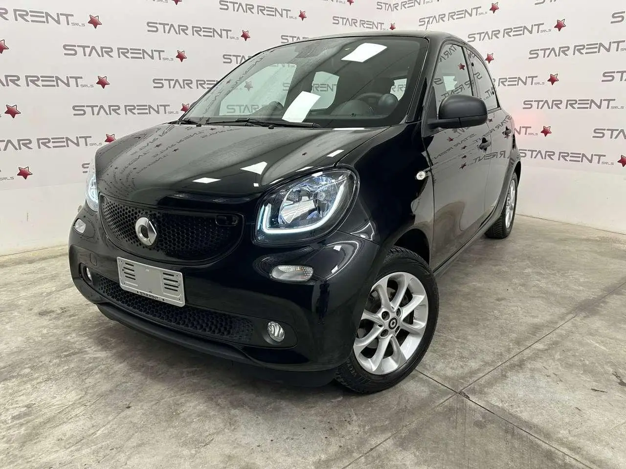 Photo 1 : Smart Forfour 2017 Petrol