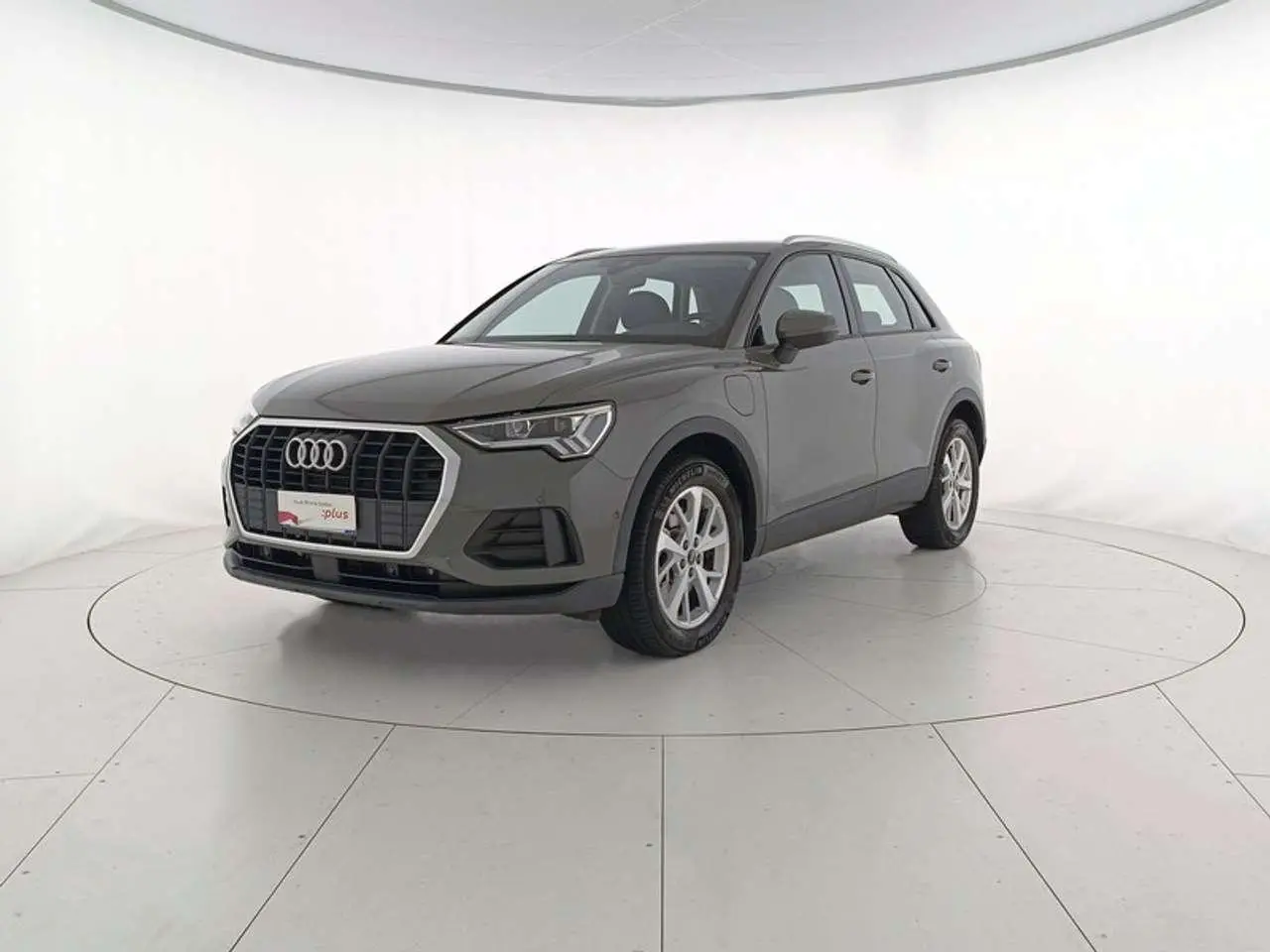 Photo 1 : Audi Q3 2021 Autres