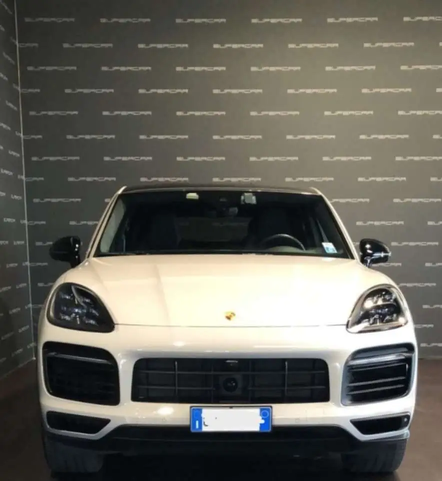 Photo 1 : Porsche Cayenne 2021 Hybrid