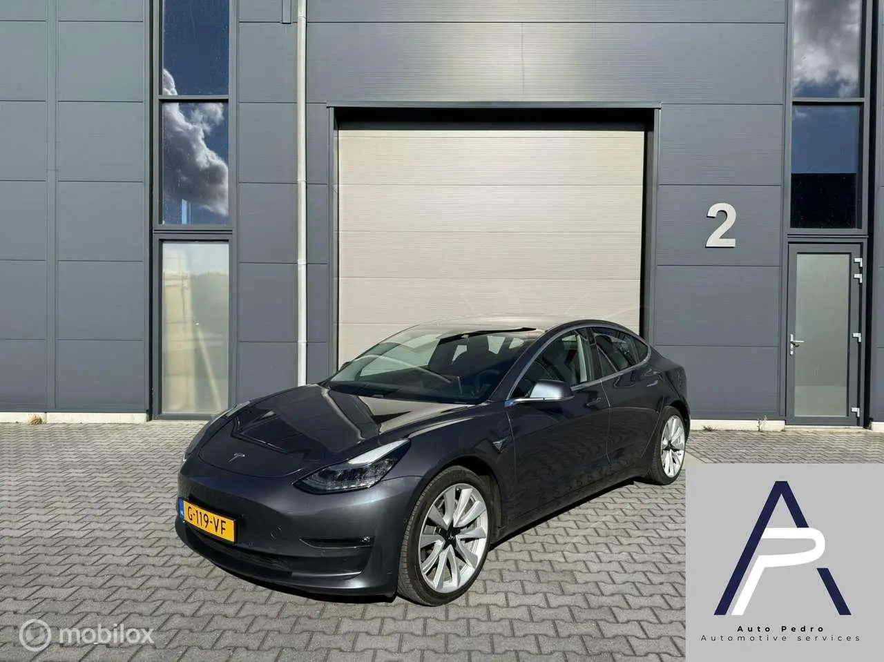 Photo 1 : Tesla Model 3 2019 Électrique