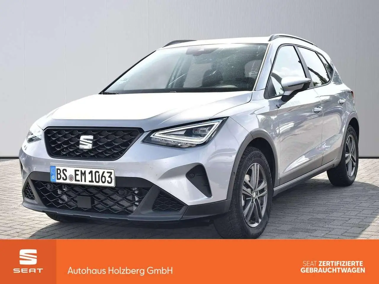 Photo 1 : Seat Arona 2024 Petrol