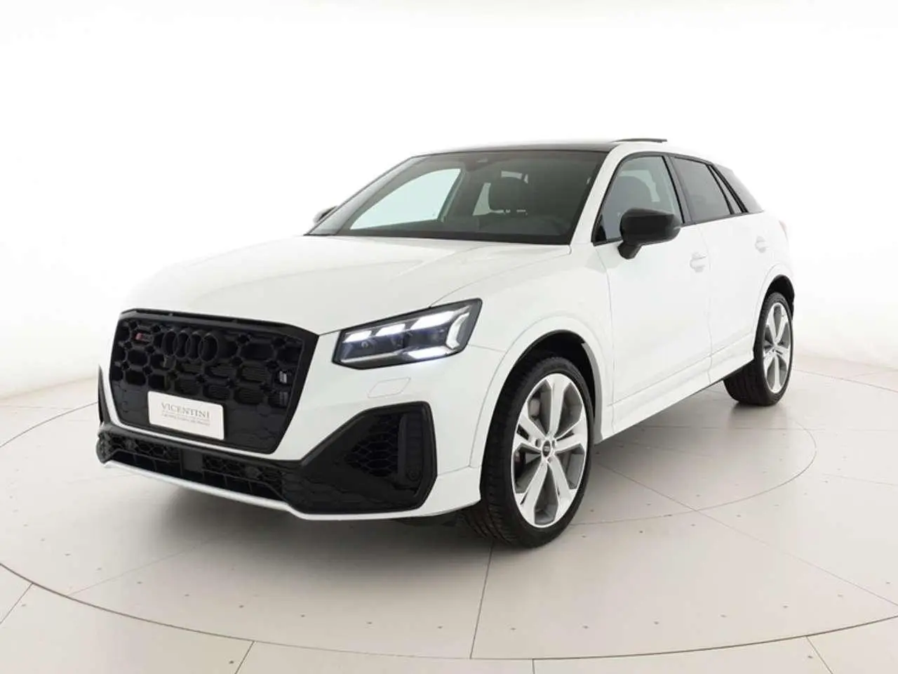 Photo 1 : Audi Sq2 2024 Essence