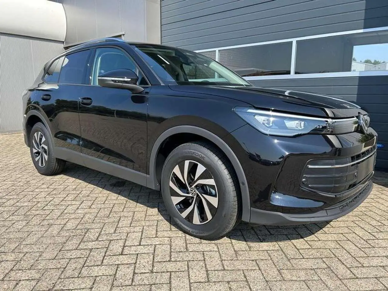 Photo 1 : Volkswagen Tiguan 2024 Essence