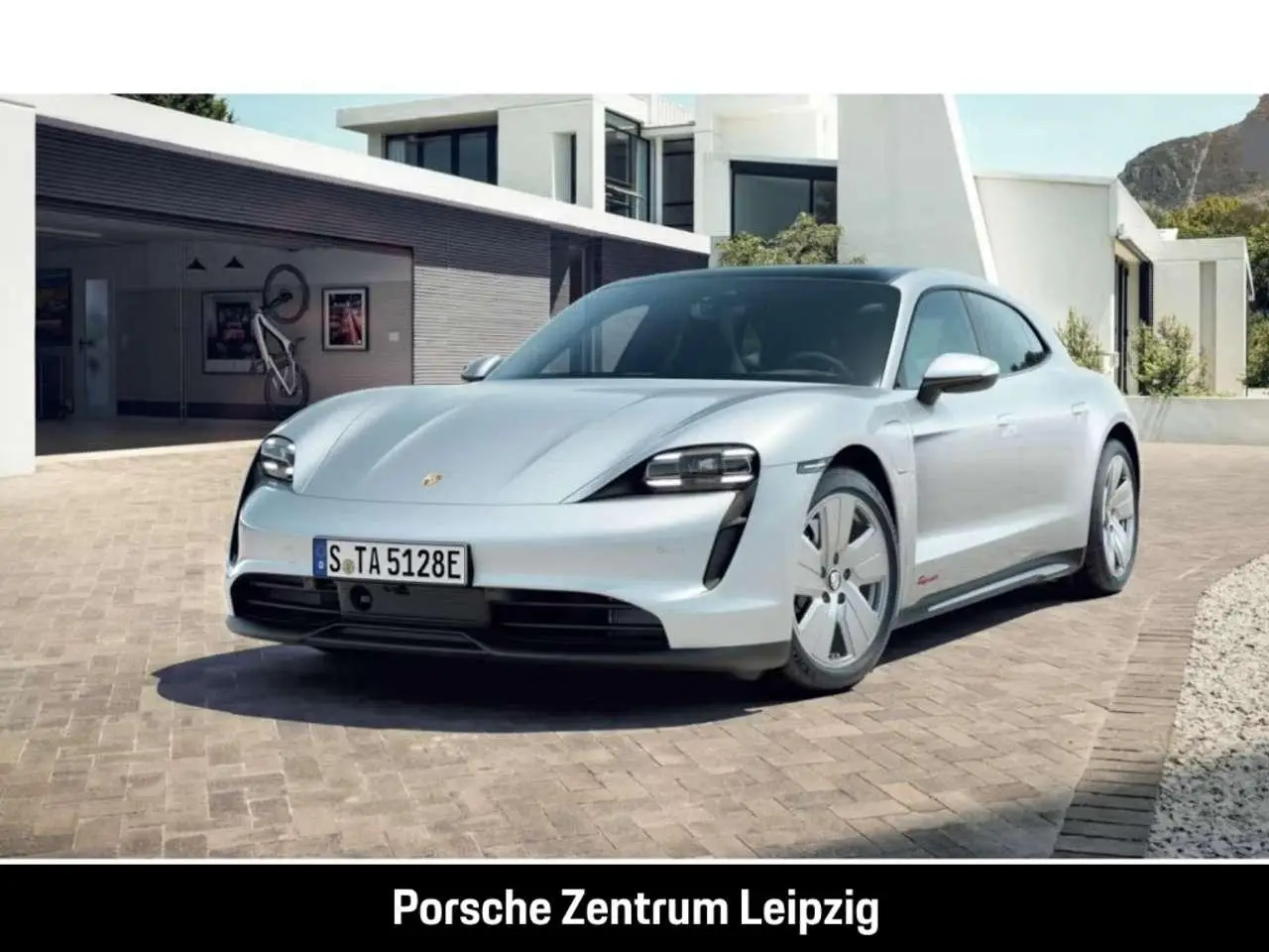 Photo 1 : Porsche Taycan 2022 Electric